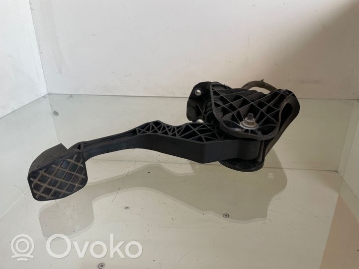 Volkswagen Touran I Pedał sprzęgła 1J1721059BC