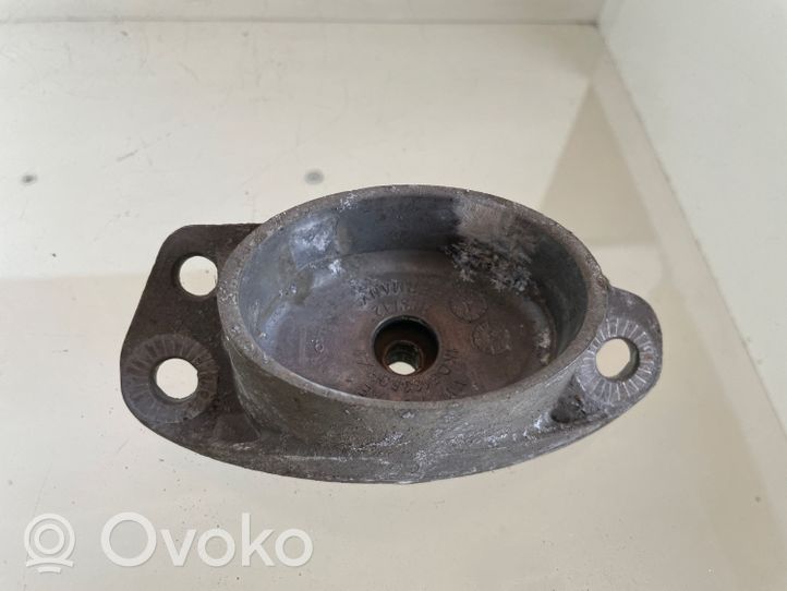 Volkswagen Touran I Front shock absorber mounting bracket 1K0513353H