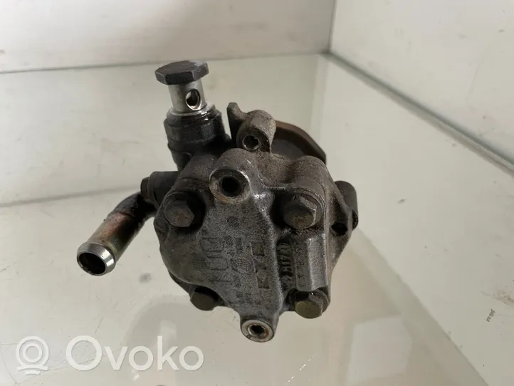 Volkswagen Bora Ohjaustehostimen pumppu 1J0422154A