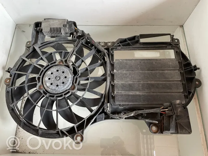 Audi A6 S6 C6 4F Aro de refuerzo del ventilador del radiador 4F0121003D