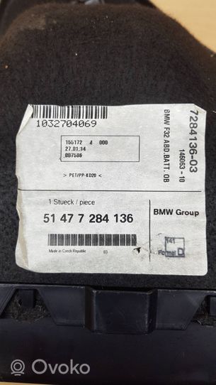 BMW 4 F32 F33 Schowek bagażnika 7284136