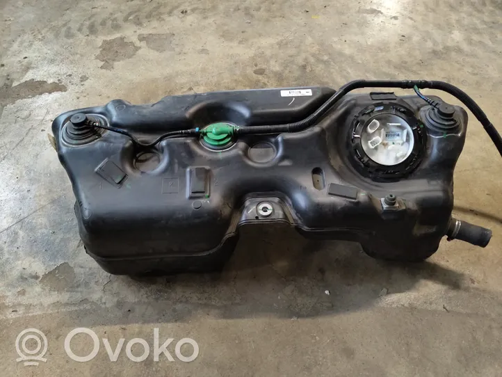 BMW X4 F26 Fuel tank 7279358