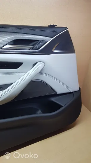 BMW M5 F90 Rivestimento del pannello della portiera anteriore 