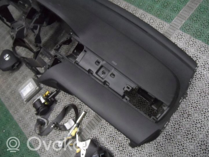 Honda FR-V Oro pagalvių komplektas su panele 