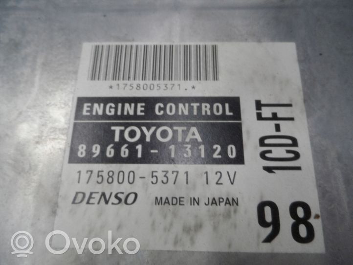 Toyota Corolla Verso E121 Moottorinohjausyksikön sarja ja lukkosarja 1758005371