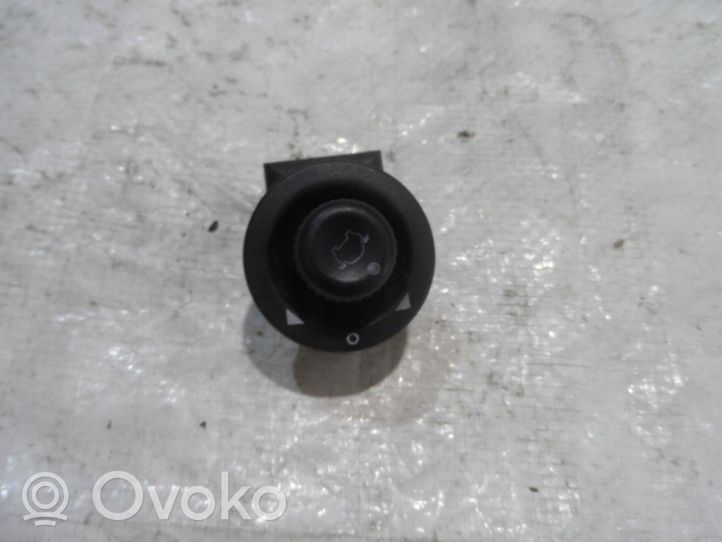 Ford Connect Przycisk regulacji lusterek bocznych 93BG17B676BB