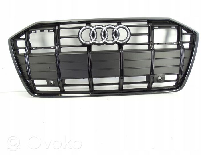 Audi A6 Allroad C8 Grotelės viršutinės 4K0853651