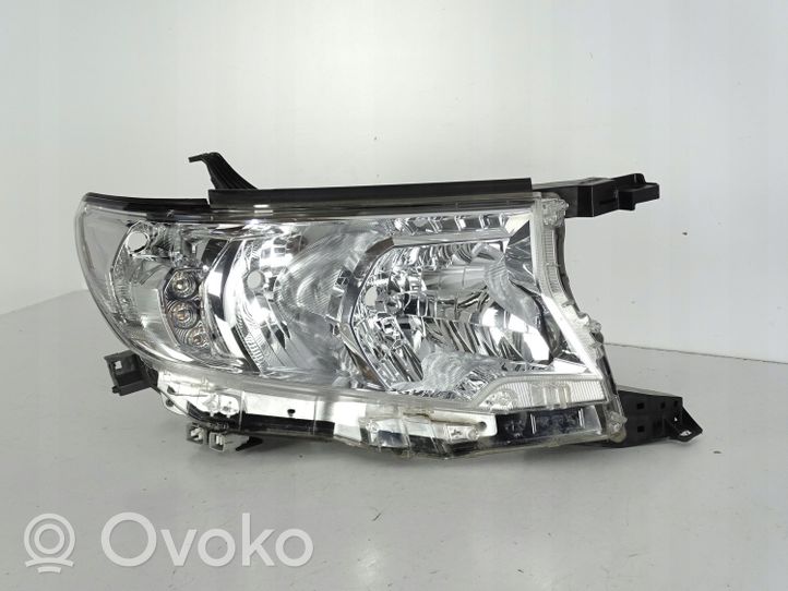 Toyota Land Cruiser (J150) Lampa przednia 