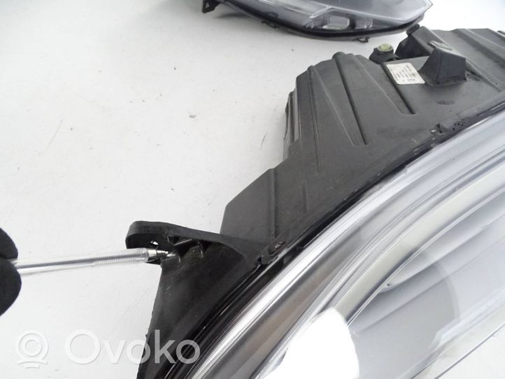 Tesla Model S Lampa przednia 1053574-00-C