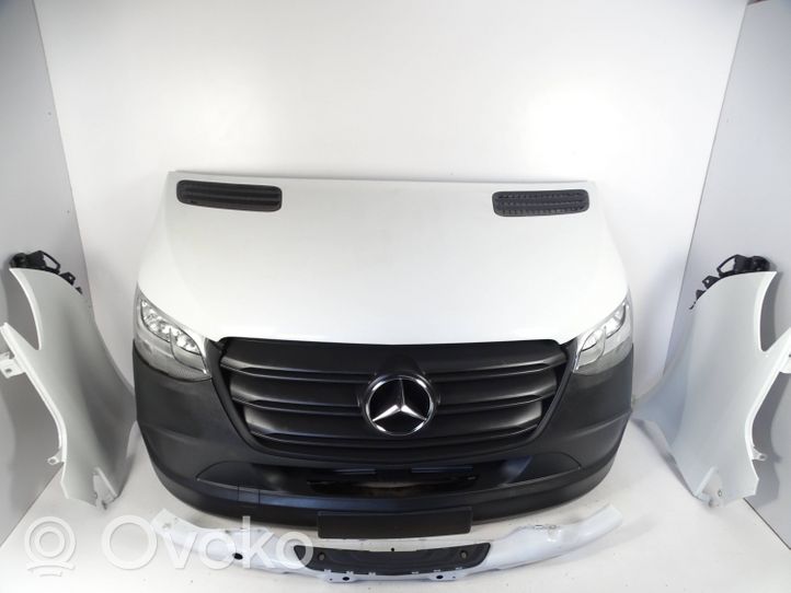 Mercedes-Benz Sprinter W907 W910 Kit frontale 