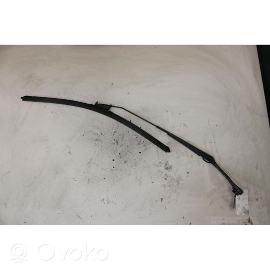 Fiat Freemont Front wiper blade arm 