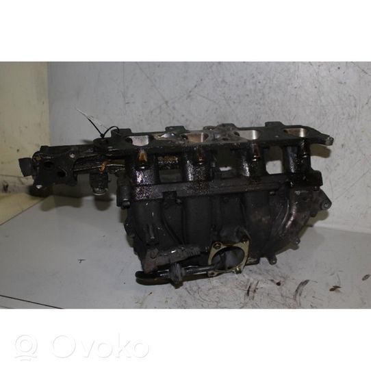 Opel Zafira A Intake manifold 