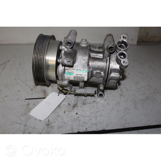 Renault Twingo II Air conditioning (A/C) compressor (pump) 