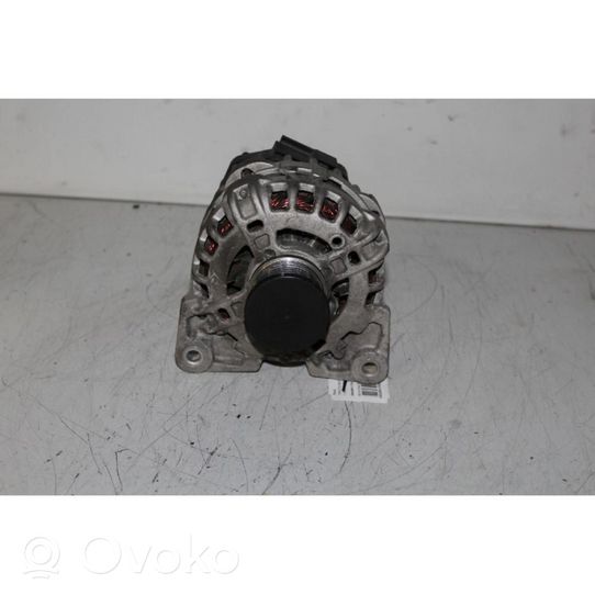 Renault Twingo III Generator/alternator 