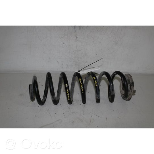 Volkswagen Touran II Rear coil spring 