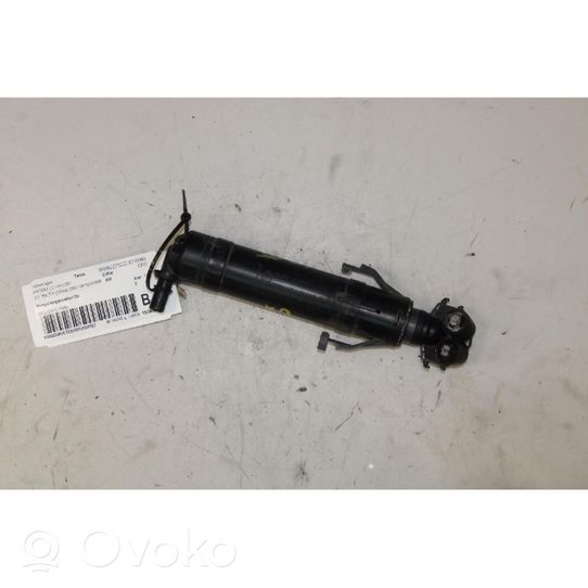 Volkswagen PASSAT B7 Windscreen/windshield washer pump 