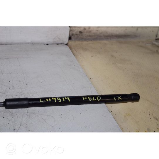 Volkswagen Polo VI AW Rear window strut damper 