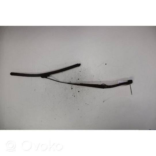 Chevrolet Epica Front wiper blade arm 