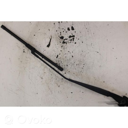 Volvo C70 Front wiper blade arm 