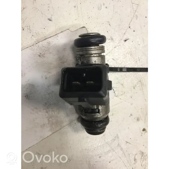 Fiat Qubo Fuel injector 