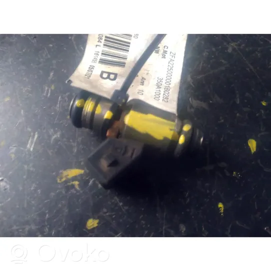 Fiat Qubo Fuel injector 