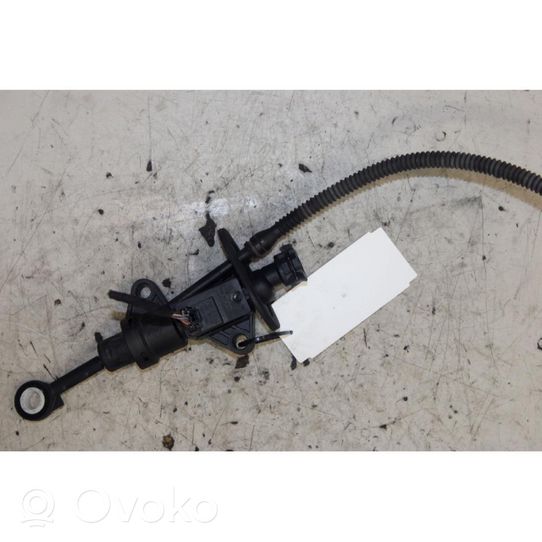 Volkswagen Golf VII Clutch master cylinder 