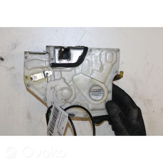 Opel Agila B Front door lock 