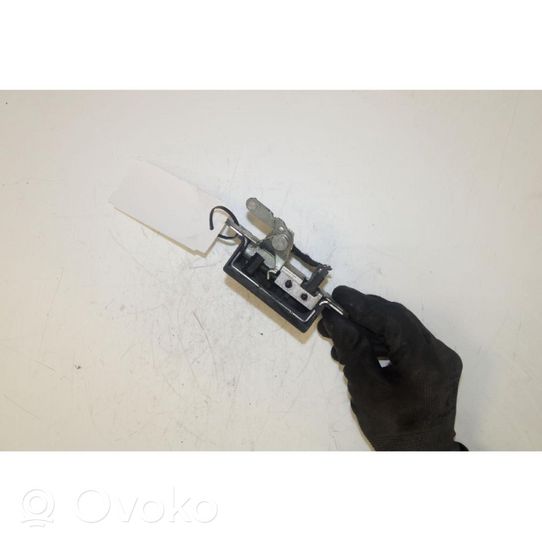 Volkswagen Polo IV 9N3 Tailgate lock latch 