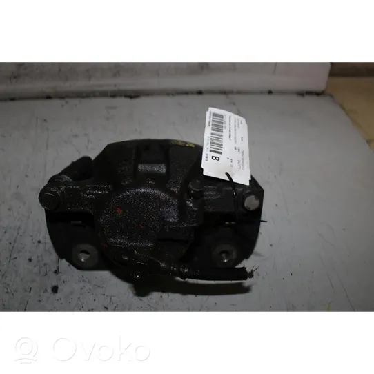 Toyota RAV 4 (XA30) Zacisk hamulcowy przedni 