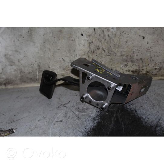 Chevrolet Captiva Brake pedal 