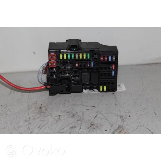 Opel Adam Fuse module 