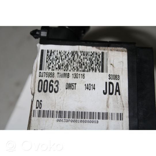 Ford C-MAX II Fuse module 