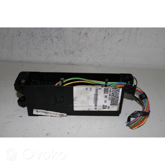 Ford C-MAX II Module de fusibles 