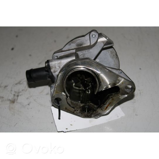 Renault Megane III Vacuum pump 