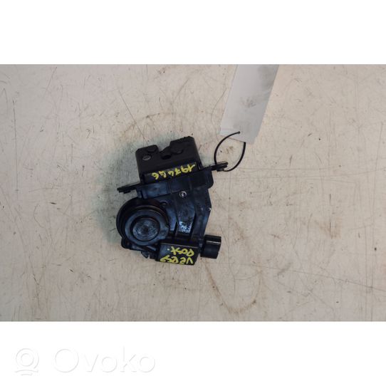 Toyota Verso Tailgate lock latch 