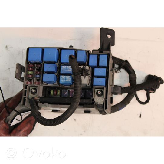 KIA Venga Module de fusibles 