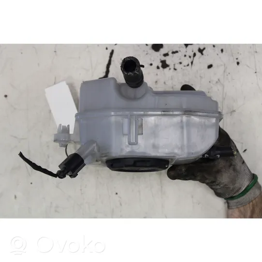 Audi A1 Vase d'expansion / réservoir de liquide de refroidissement 2Q0121407D