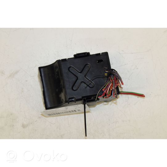 Opel Corsa E Fuse module 