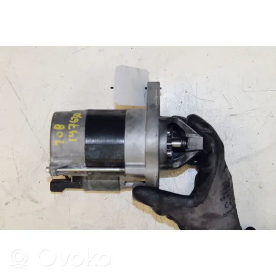 Peugeot 208 Starter motor 