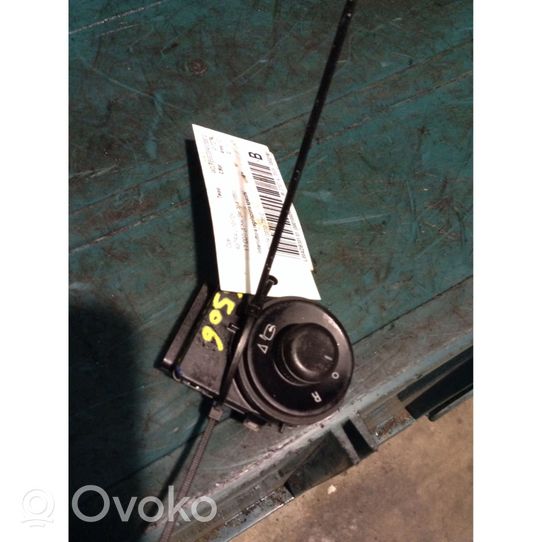 Opel Astra J Enceinte subwoofer 