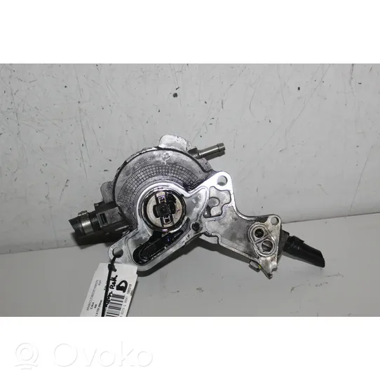 Volkswagen PASSAT B5.5 Vacuum pump 