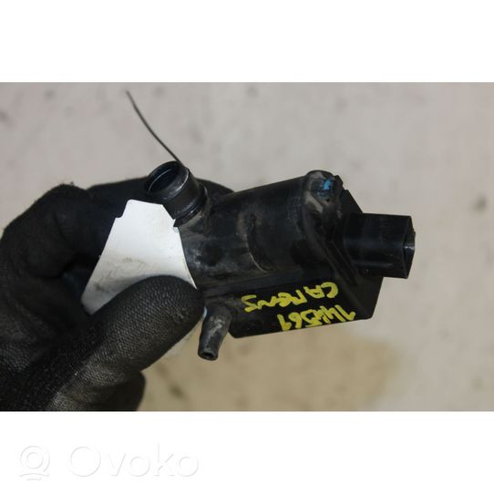 KIA Carens II Windscreen/windshield washer pump 