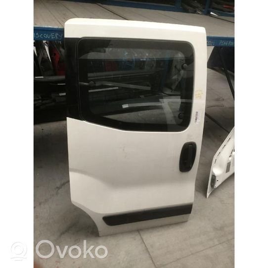 Fiat Qubo Drzwi boczne / przesuwne 