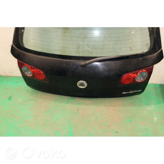 Fiat Croma Takaluukun/tavaratilan kansi 