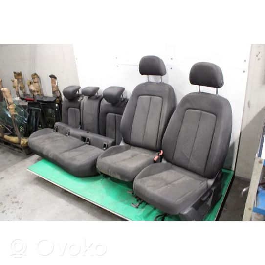 Audi Q2 - Seat set 