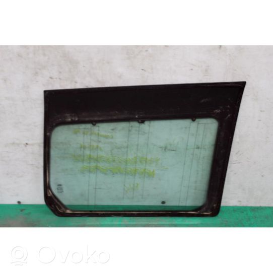 Land Rover Discovery 4 - LR4 Rear vent window glass 