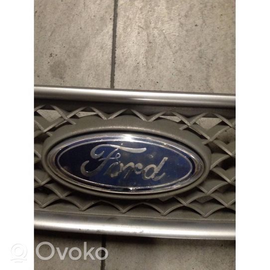 Ford Fusion Grotelės priekinės 