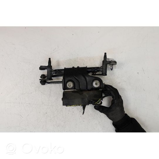 Volkswagen Fox Front wiper linkage and motor 