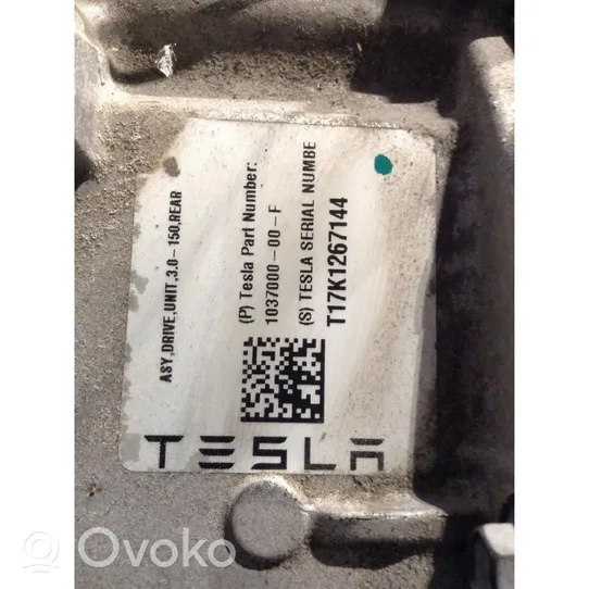 Tesla Model S Moottori 