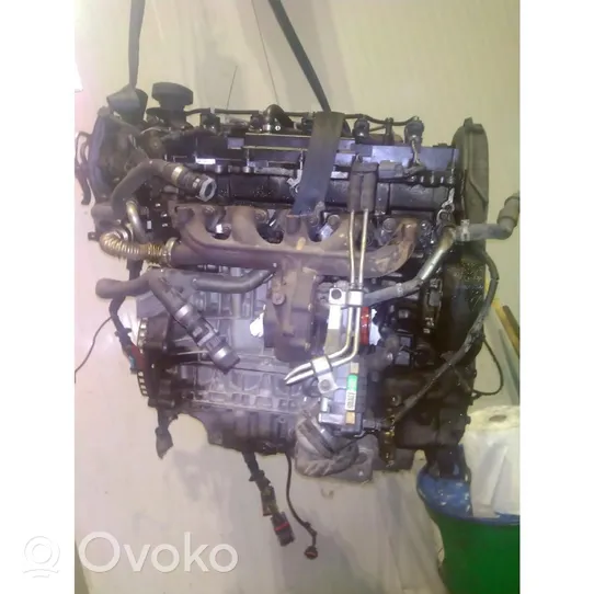 Volvo S40 Moottori D5244T8